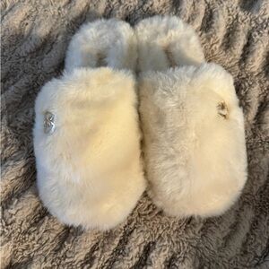 Michael Kors Cream and Gold Faux Fur Slippers